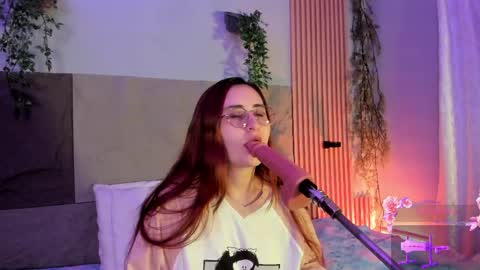 Mey online show from April 14, 5:07 am