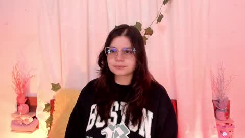 Snapshot of alice_cute77 chatting on March 1, 7:37 pm Mey online show from March 1, 7:37 pm