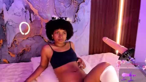 Snapshot of alice_cute77 chatting on September 14, 8:07 pm Mey online show from September 14, 8:07 pm