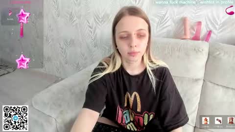 alice_halle online show from April 27, 6:54 am