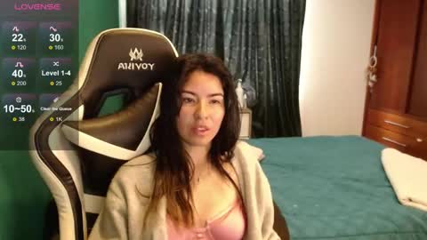 Alice online show from April 15, 3:12 pm