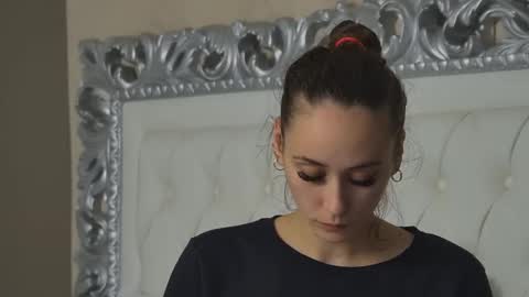 AliceMunro online show from October 21, 9:30 pm