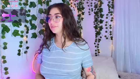 Alice and Samii online show from October 10, 11:48 am
