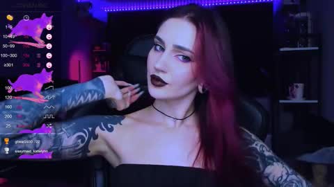 Snapshot of alice_specter chatting on September 30, 7:52 pm Alice online show from September 30, 7:52 pm
