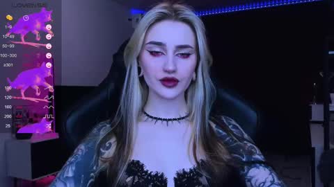 Snapshot of alice_specter chatting on March 4, 6:07 pm Alice online show from March 4, 6:07 pm