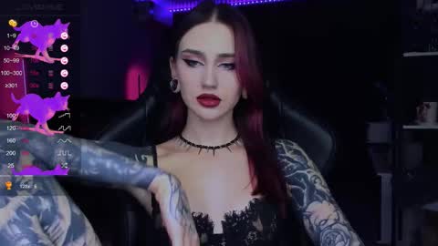 Snapshot of alice_specter chatting on October 3, 7:30 pm Alice online show from October 3, 7:30 pm