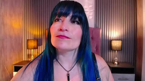 Alice online show from April 24, 8:11 pm