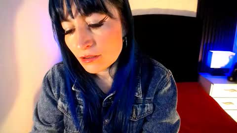 Alice online show from March 21, 7:30 pm