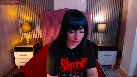 Alice online show from April 21, 7:43 pm