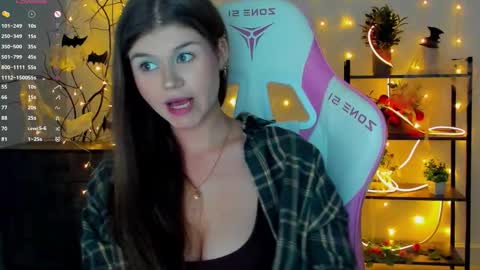 Alice online show from November 2, 9:18 pm