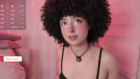 Alice  online show from May 19, 8:05 pm
