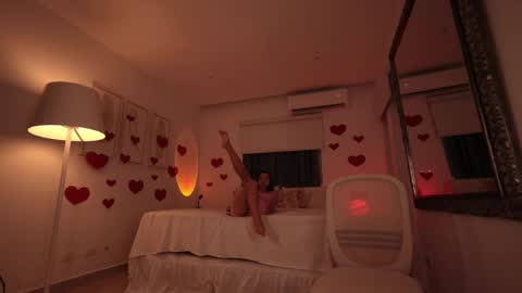 alicealberts online show from February 15, 12:48 am