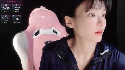 Alice online show from November 7, 9:15 am