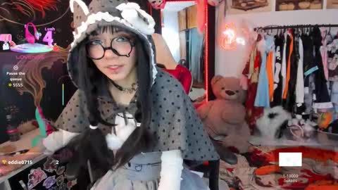 Alice Danger     online show from March 12, 8:44 pm