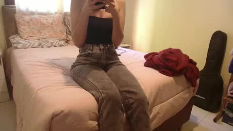 Alice DeLUCA online show from November 3, 7:51 pm