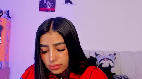 Alice  online show from March 28, 2:49 pm