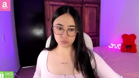 Aliceee  ..   97YP9VWGZHrefnav wishlist lists 1 online show from July 14, 7:07 pm