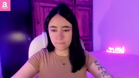 Aliceee  ..   97YP9VWGZHrefnav wishlist lists 1 online show from March 5, 4:24 pm