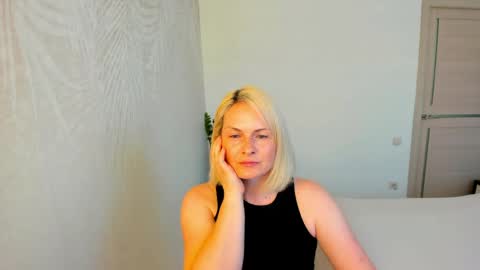 Alicee online show from May 18, 8:53 am