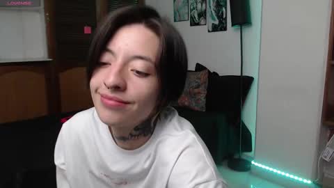 alicee_logan_ online show from September 9, 2:00 am