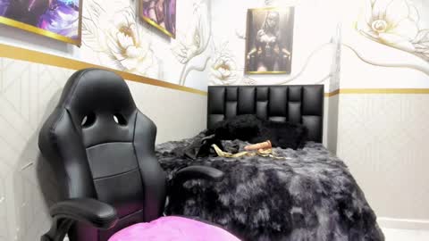 alicee online show from April 18, 7:58 pm