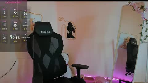 Alice online show from April 26, 2:20 am