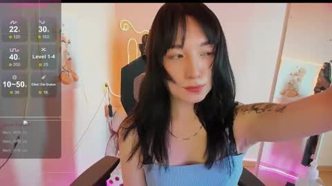 Alice online show from April 27, 2:30 am