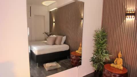 Alice  online show from March 12, 4:37 am