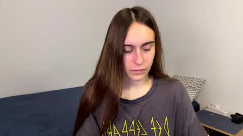 alicekollt online show from April 25, 8:50 pm