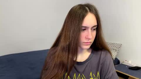 alicekollt online show from April 24, 9:39 pm