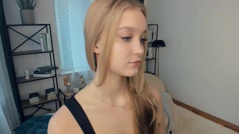 Serena online show from March 3, 8:53 am