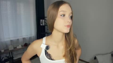 Serena online show from November 1, 7:45 am