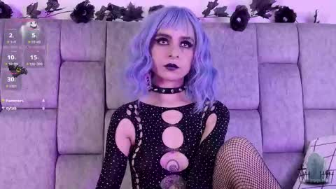 Snapshot of alicenoir_ chatting on September 29, 11:43 pm alicenoir_ online show from September 29, 11:43 pm