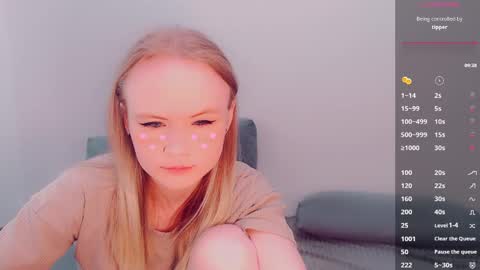 Alice online show from April 25, 4:37 am