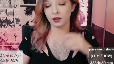 aliceriddle1 online show from February 13, 9:16 pm