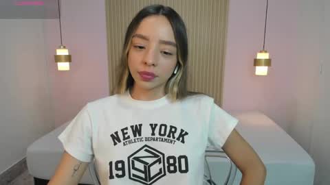 AliceRoss online show from April 24, 9:39 pm
