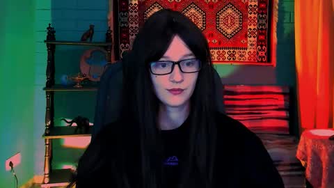 Snapshot of alicewelch_ chatting on October 10, 9:14 am alicewelch_ online show from October 10, 9:14 am