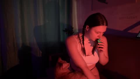 Alicewhispers online show from February 24, 8:47 pm