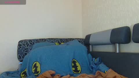 AliceWoolfy online show from April 23, 7:49 pm