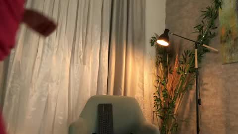 Salome online show from April 27, 1:30 pm