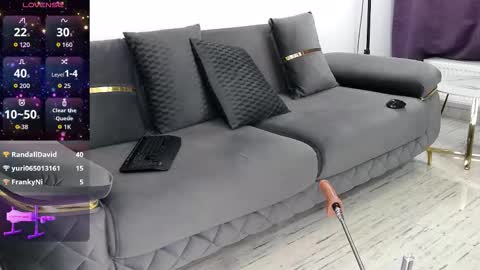 alicia beggs online show from December 5, 7:37 pm