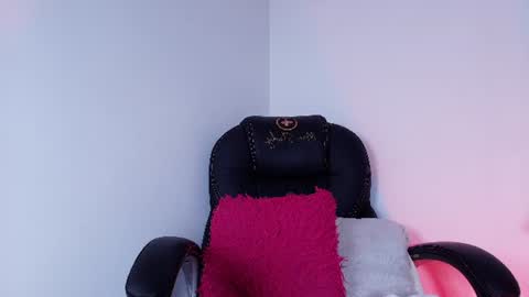 Alicia Kyse  online show from July 16, 3:22 am