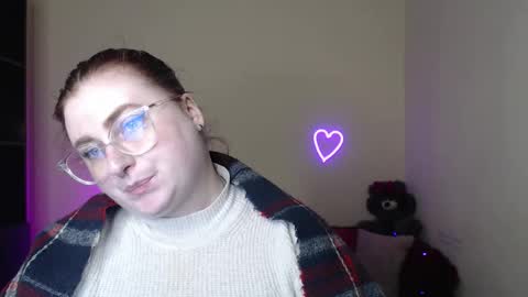 Alicia online show from April 23, 12:29 pm