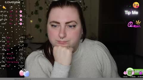 Alicia online show from April 25, 1:41 pm