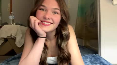 aliii1123 online show from January 28, 2:43 am