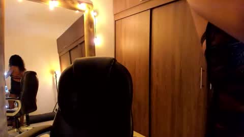 IG Alik nasso    online show from October 15, 2:47 am