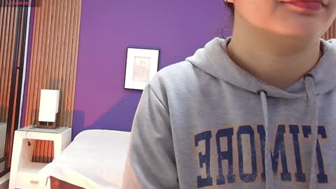 Snapshot of alina_martinelli chatting on January 31, 11:35 am Alina online show from January 31, 11:35 am