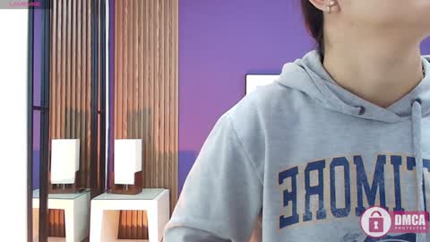 Snapshot of alina_martinelli chatting on January 9, 11:47 am Alina online show from January 9, 11:47 am