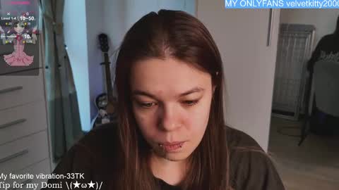Snapshot of alinabae chatting on February 26, 12:05 pm Alina and Ben online show from February 26, 12:05 pm