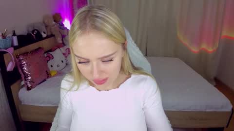Snapshot of alinaocean chatting on October 9, 9:52 pm alinaocean online show from October 9, 9:52 pm